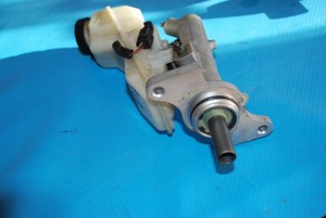 TOYOTA COROLLA E12 02-07 POMPA HAMULCOWA 3/4 MINIATURA