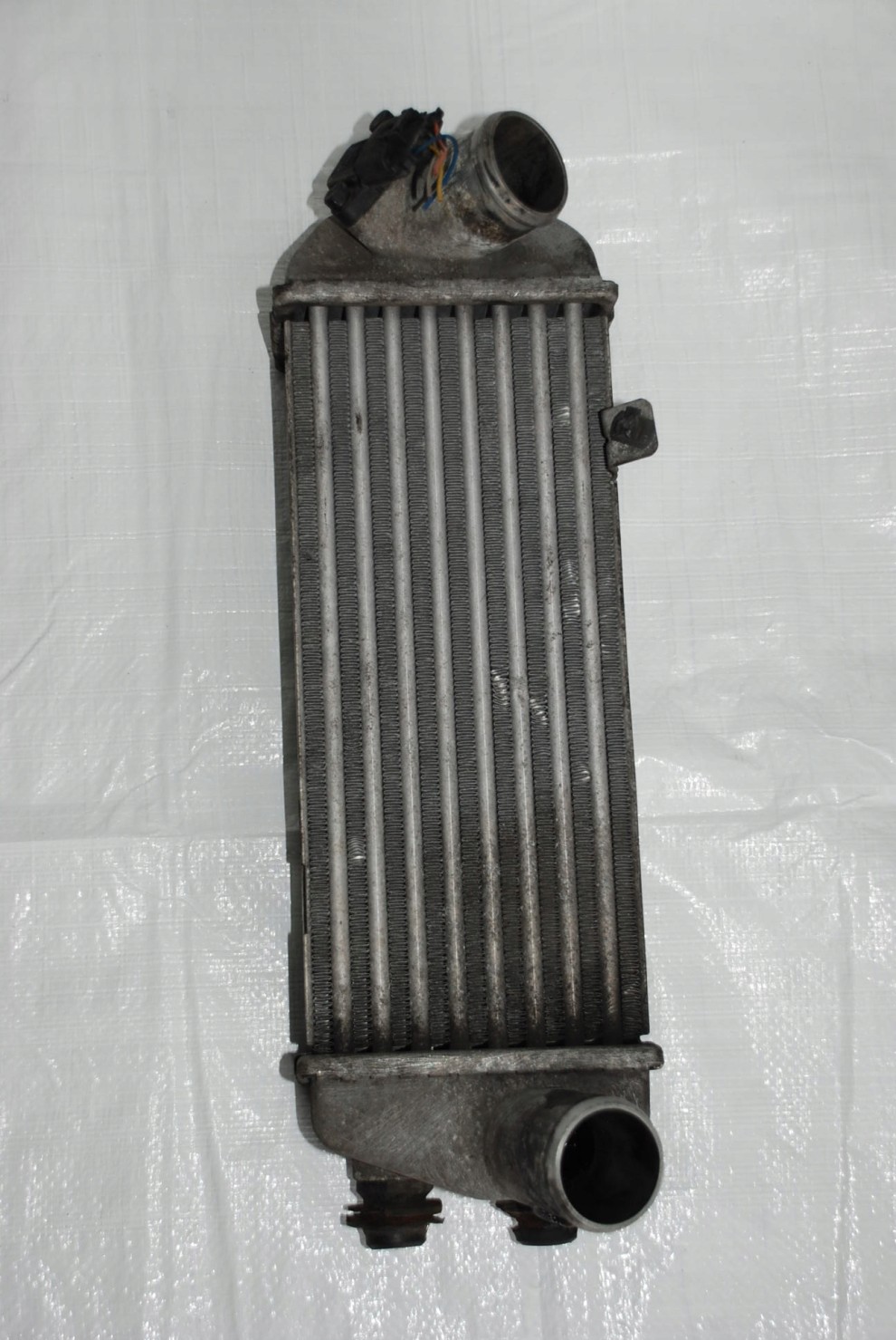 HYUNDAI i20 CRDi 08-12 INTERCOOLER CHŁODNICA POWIE 2/3