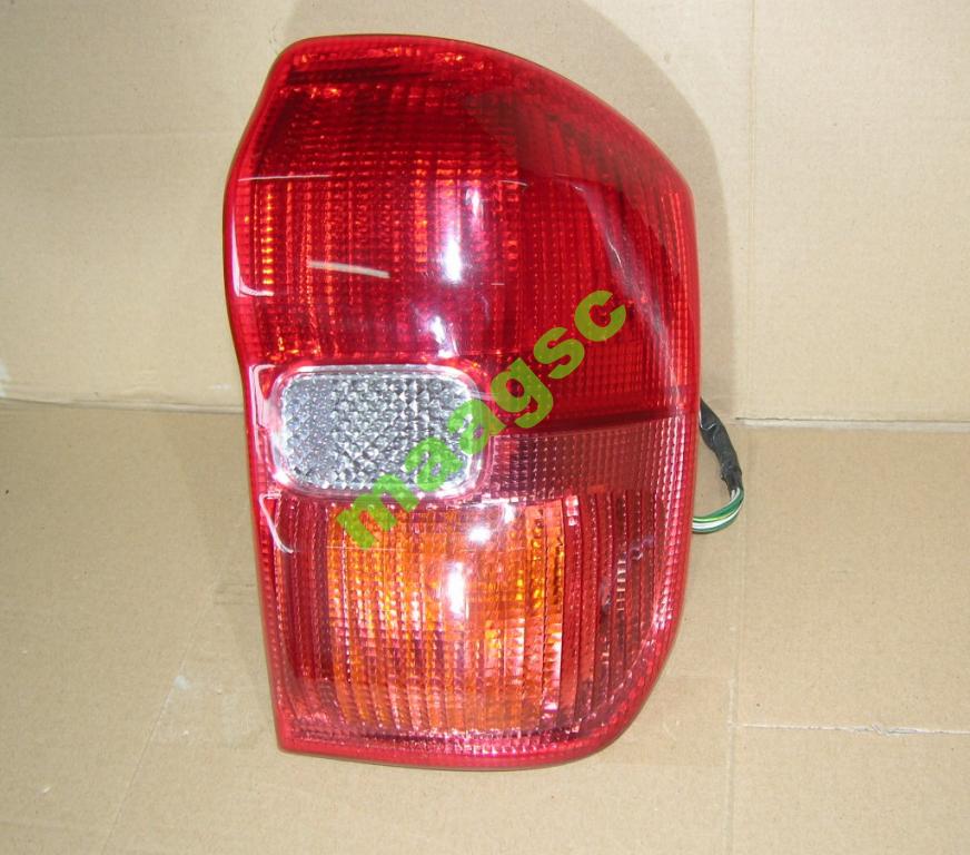 TOYOTA RAV4 01-03 5d LAMPA TYLNA PRAWA TYŁ 1/5