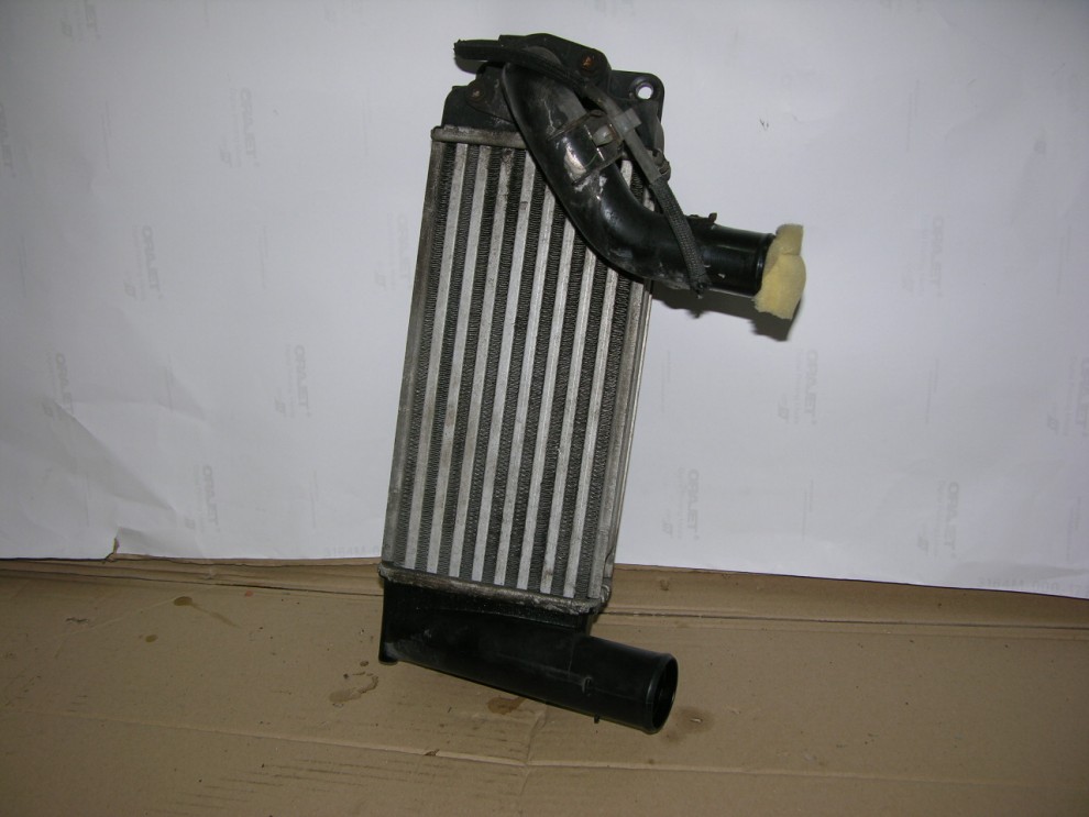 TOYOTA AURIS 1.4 D4D 06-09 INTERCOOLER 2/2