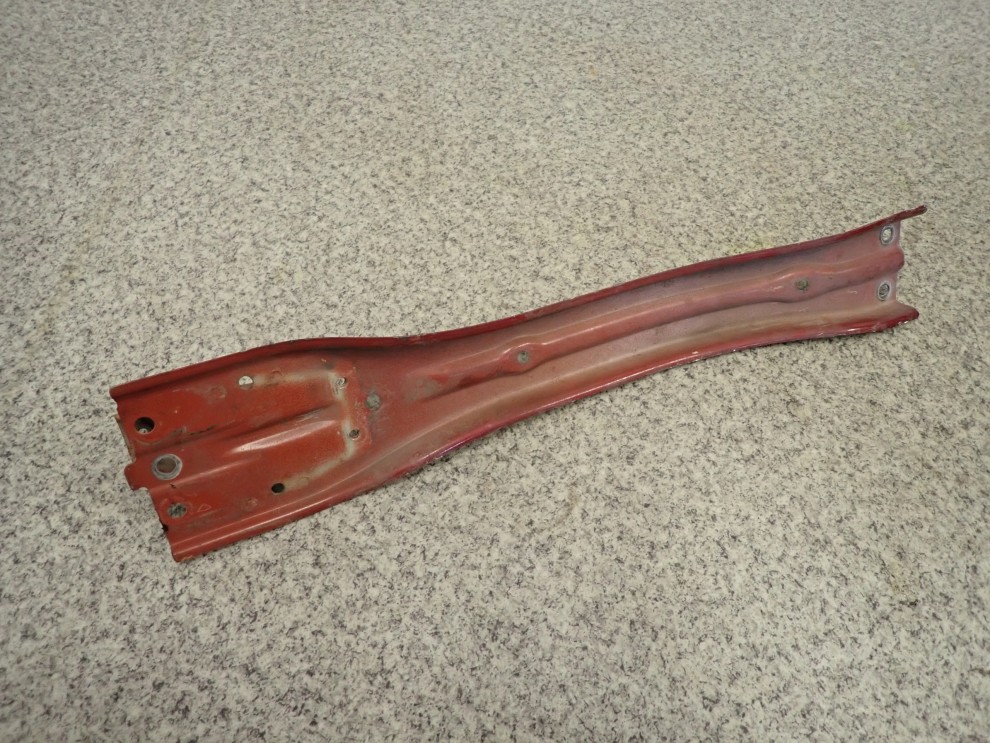 SUZUKI LIANA 04-07 WSPORNIK PASA PRZEDNIEGO 3/3