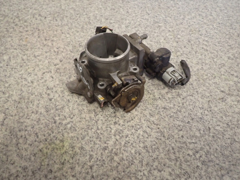 HONDA CIVIC VII 01- 1.4I PRZEPUSTNICA POWIETRZA 2/9
