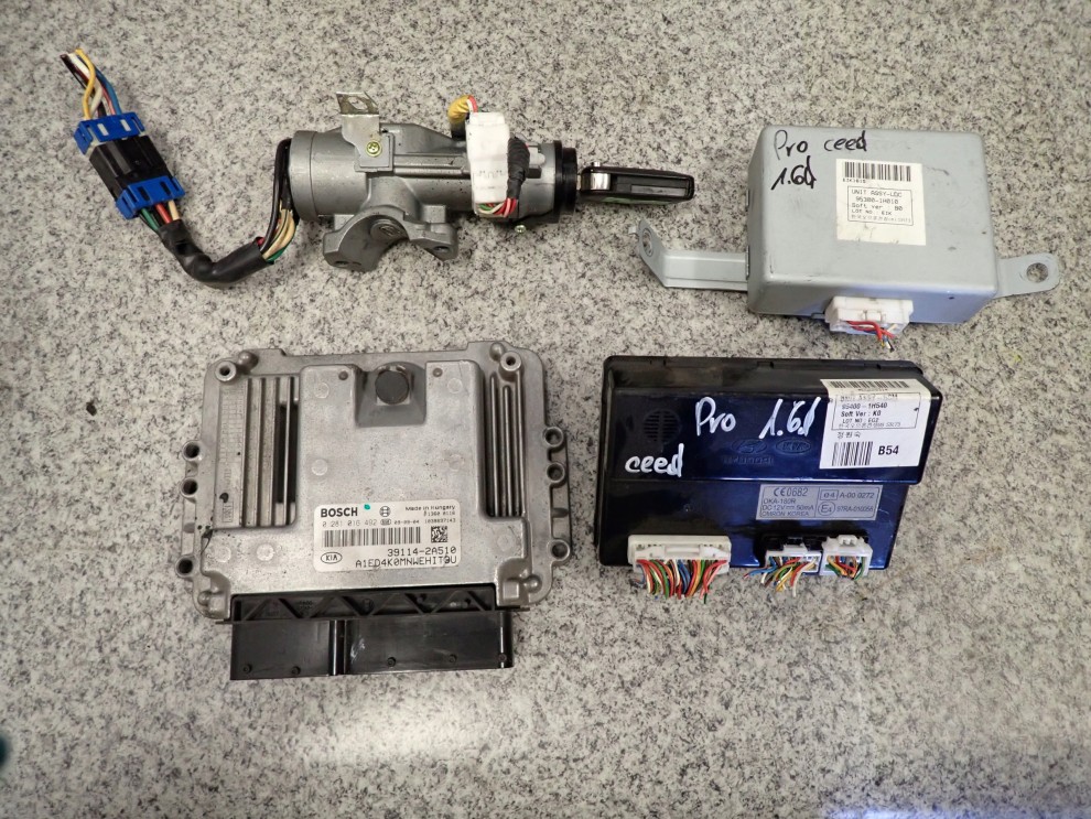 KIA CEED 1.6 CRDI 06- ZESTAW STARTOWY KOMPUTER STACYJKA 1/7