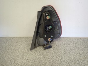 HONDA JAZZ 05-07 LAMPA TYLNA LEWA LIFT 6/8 MINIATURA