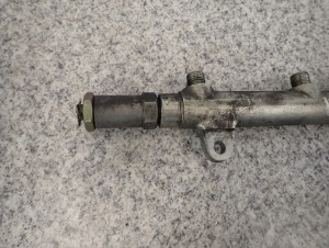 NISSAN PRIMERA P12 1.9 DCI LISTWA WTRYSKOWA 3/11 MINIATURA