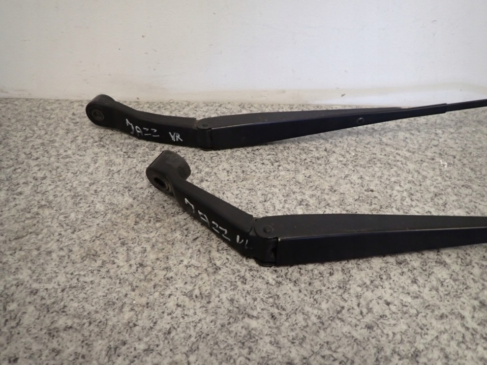 HONDA JAZZ 02-07 RAMIE WYCIERACZKI LEWE LUB PRAWE 3/5