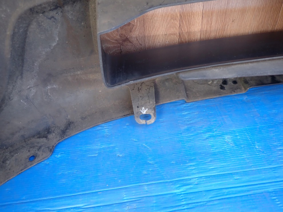 SUBARU LEGACY OUTBACK 03-06 ZDERZAK PRZEDNI 39D 14/15