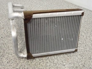 HYUNDAI I30 07-12 NAGRZEWNICA RADIATOR 3/9 MINIATURA