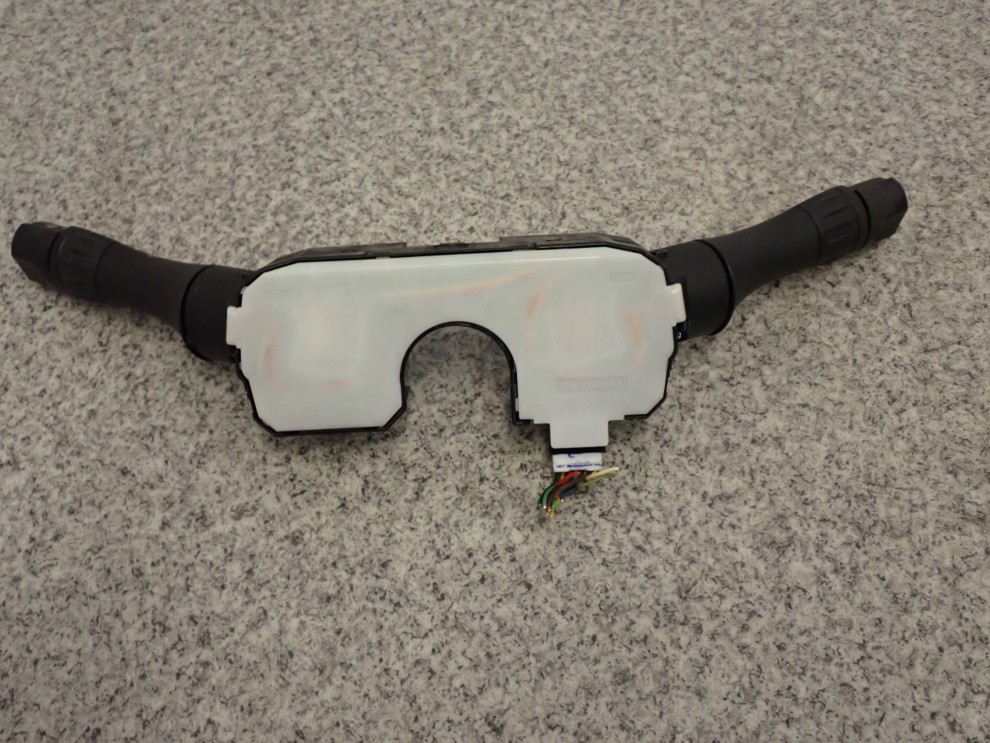 NISSAN MICRA K13 10- PRZEŁĄCZNIK POD KIEROWNICĘ 6/8