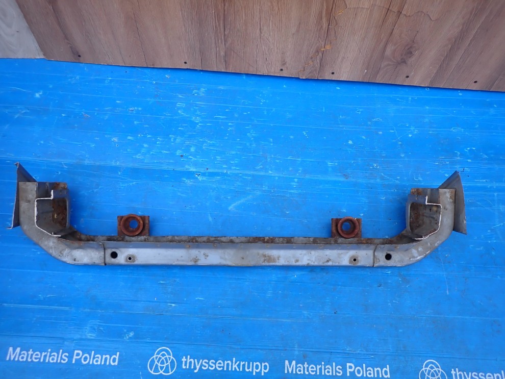 SUZUKI LIANA 02-07 BELKA DOLNA PASA PRZEDNIEGO 2/4