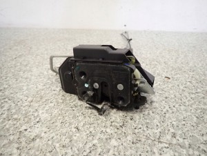 HYUNDAI i10 07-13 ZAMEK DRZWI TYLNY PRAWY 2/4 MINIATURA