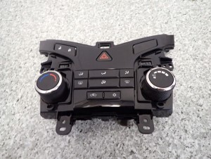 CHEVROLET CRUZE 08-12 PANEL STEROWANIA KLIMATYZACJI 2/4 MINIATURA