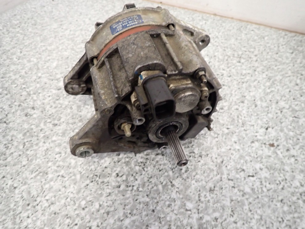 NISSAN TERRANO II 2 2,7 TD ALTERNATOR 1996- 6/8