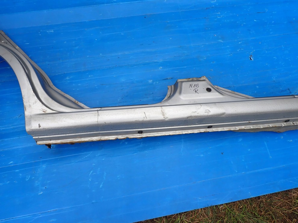 NISSAN ALMERA N16 00-06 PRÓG PRAWY 3/12