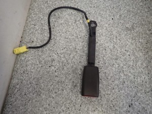 HYUNDAI SONATA V 2.0 05-09 ZAPINKA PASA PRZÓD PRAWA 2/2 MINIATURA