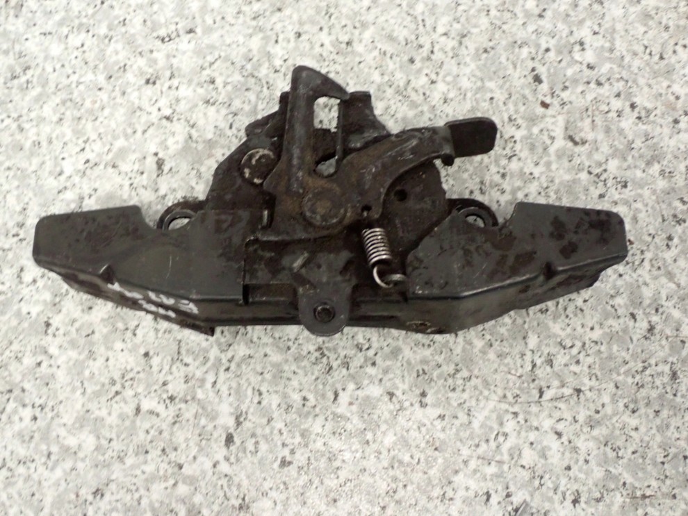TOYOTA COROLLA E12 ZAMEK MASKI POKRYWY SILNIKA 1/6
