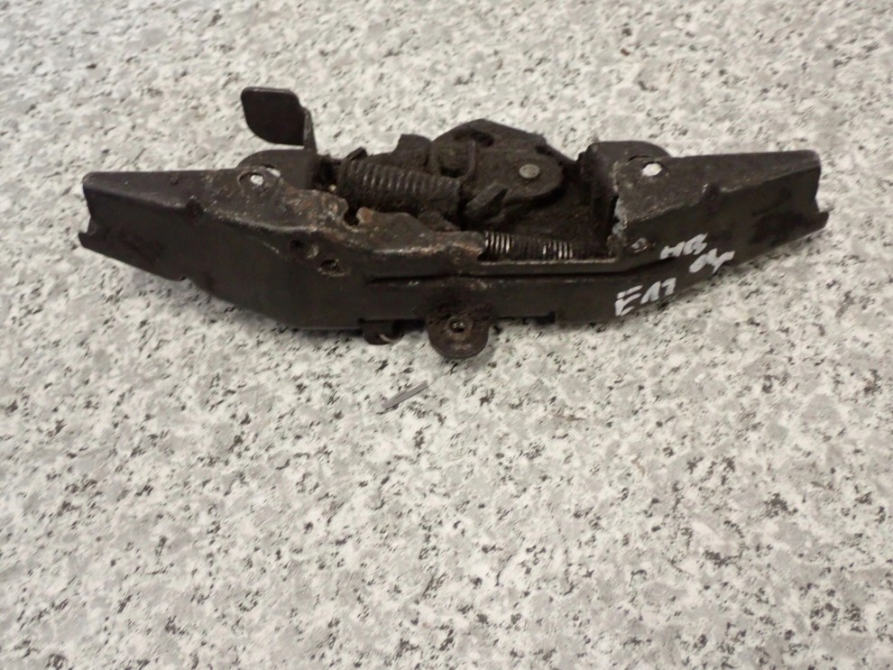 TOYOTA COROLLA E12 ZAMEK MASKI POKRYWY SILNIKA 4/6
