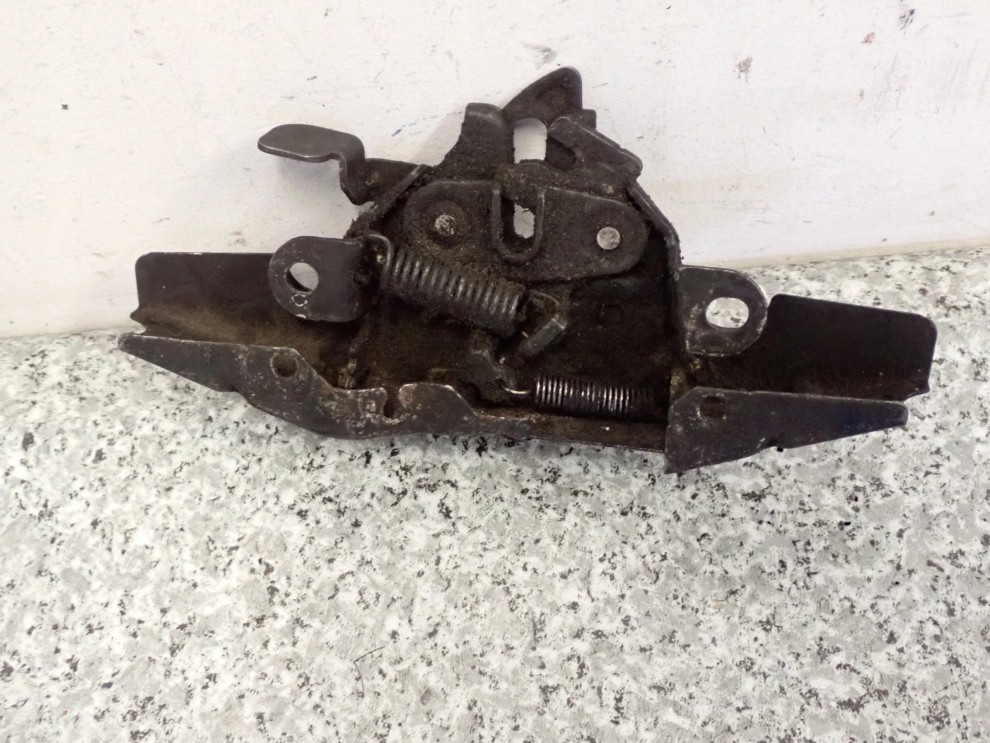 TOYOTA COROLLA E12 ZAMEK MASKI POKRYWY SILNIKA 5/6
