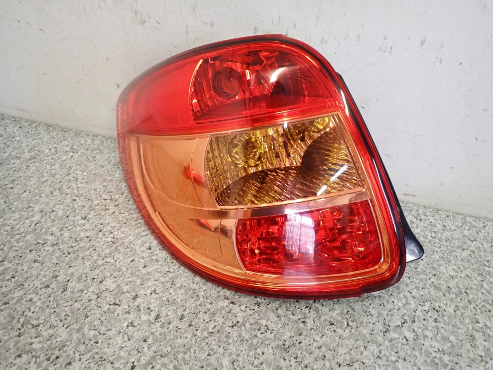 SUZUKI SX4 FIAT SEDICI 06-13 LAMPA TYLNA LEWA 2/7