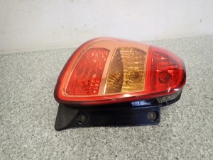 SUZUKI SX4 FIAT SEDICI 06-13 LAMPA TYLNA LEWA 4/7 MINIATURA