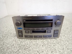 TOYOTA AVENSIS T25 03-05 RADIO FABRYCZNE