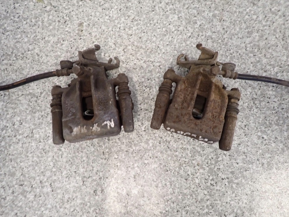 MITSUBISHI SPACE STAR99-05 CARISMA 96-03 ZACISK TYLNY LEWY LUB PRAWY 2/6