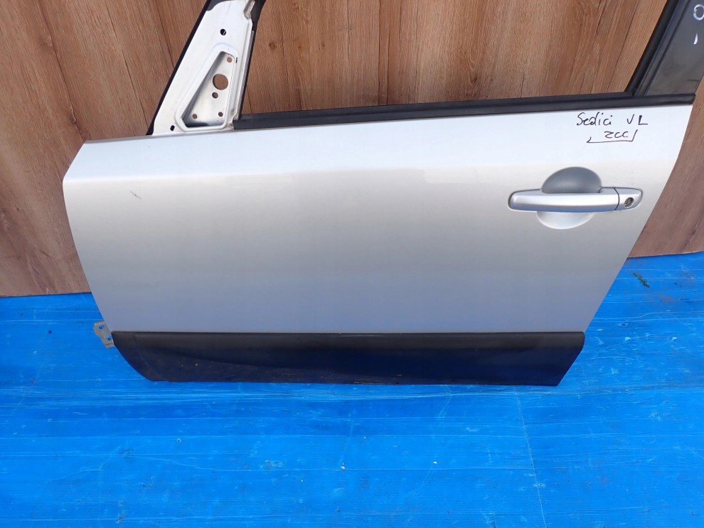 FIAT SEDICI 06-12 DRZWI PRZEDNIE LEWE ZCC 2/12