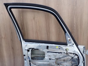 FIAT SEDICI 06-12 DRZWI PRZEDNIE LEWE ZCC 11/12 MINIATURA
