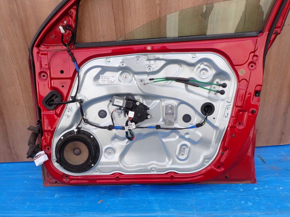 HYUNDAI I30 HATCHBACK 07-12 DRZWI PRZEDNIE PRAWE HAT 8/8