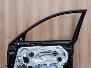 HYUNDAI SONATA V 05-09 DRZWI PRZEDNIE PRAWE AA 8/8 MINIATURA
