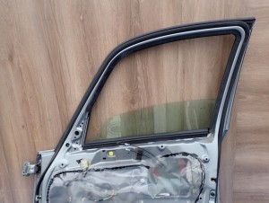 SUZUKI SX4 06-12 DRZWI PRZEDNIE PRAWE ZCD 14/14 MINIATURA