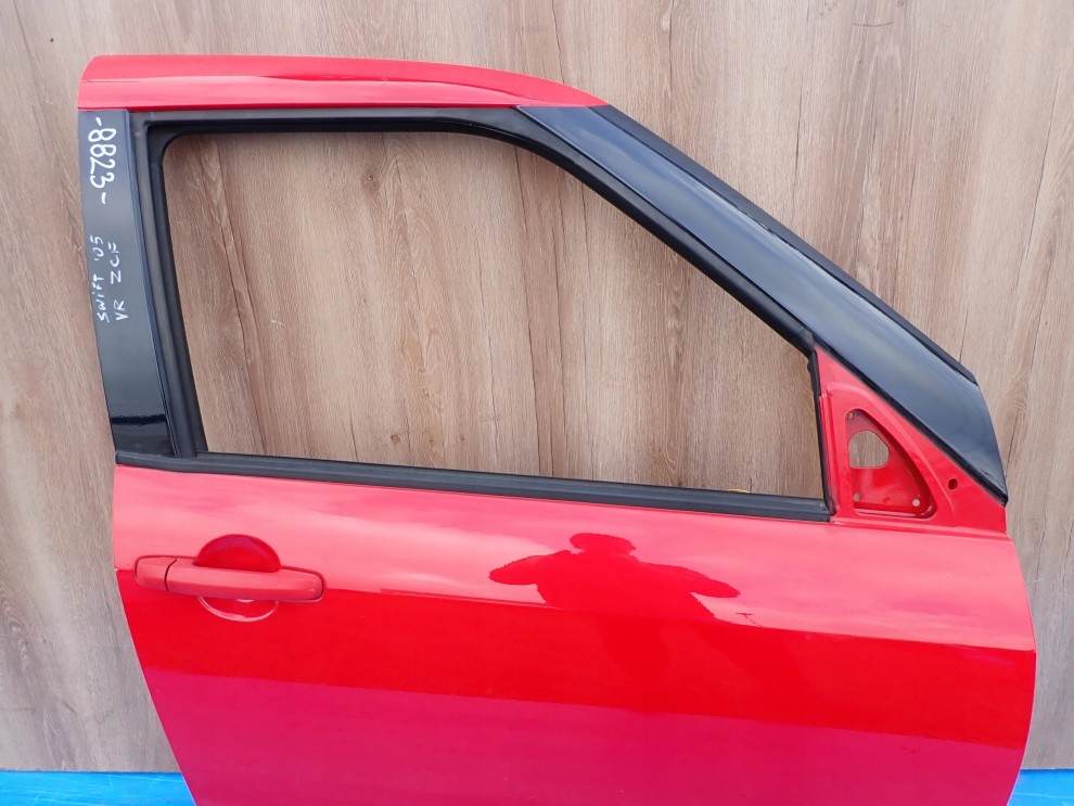 SUZUKI SWIFT 5d MK6 04-09 DRZWI PRZEDNIE PRAWE ZCF 5/8