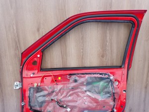 SUZUKI SWIFT 5d MK6 04-09 DRZWI PRZEDNIE PRAWE ZCF 7/8 MINIATURA
