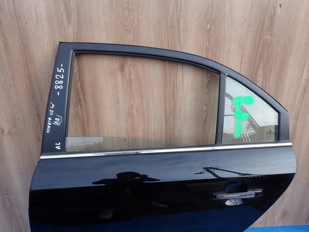 HYUNDAI SONATA V 05-09 DRZWI TYLNE LEWE AA 5/9