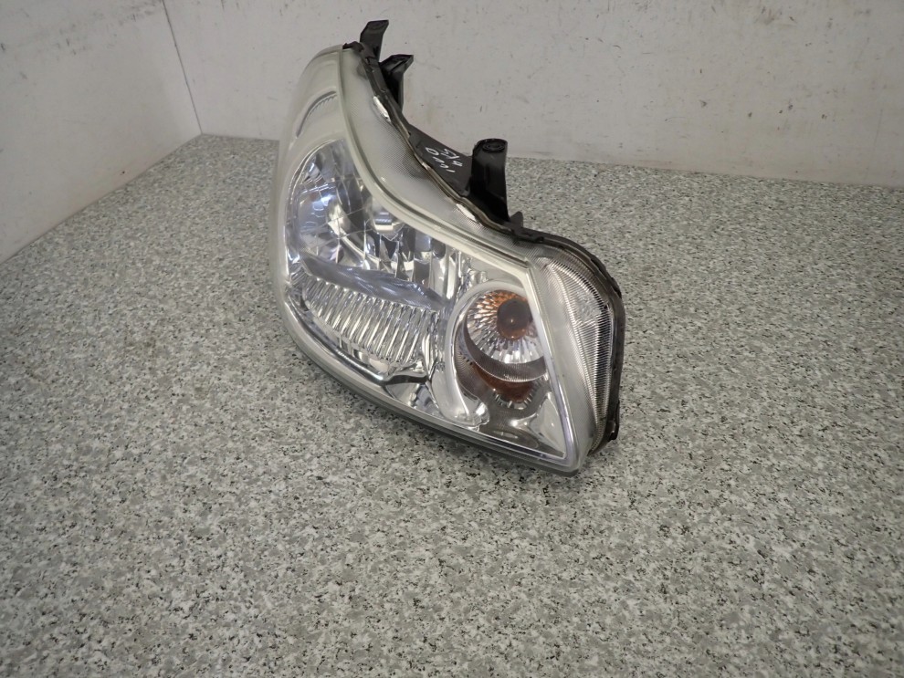 SUZUKI SX4 FIAT SEDICI 06-13 LAMPA PRZEDNIA PRAWA REFLEKTOR 3/9