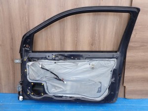 HYUNDAI GETZ 02-10 3d DRZWI PRAWE 2M 9/10 MINIATURA