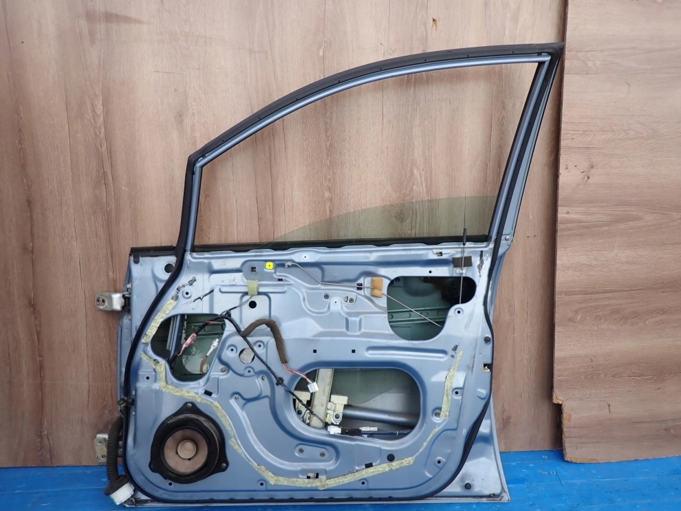 SUZUKI LIANA 02-07 DRZWI PRZEDNIE PRAWE Z2S 9/10