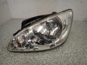 HYUNDAI GETZ 06-10 LAMPA PRZEDNIA LEWA REFLEKTOR EUROPA