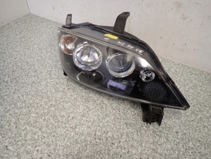 MAZDA2 MAZDA 2 05-07 LAMPA PRZEDNIA PRAWA REFLEKTOR