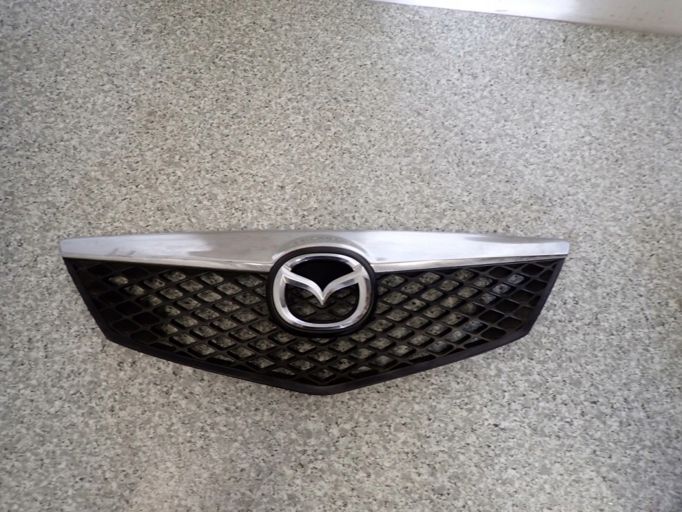 MAZDA 2 MAZDA2 DY 02-07 ATRAPA GRILL KRATA WLOTU 3/11