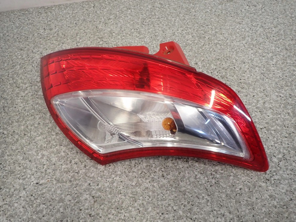 SUZUKI SWIFT MK7 10-16 LAMPA TYLNA PRAWA 4/7