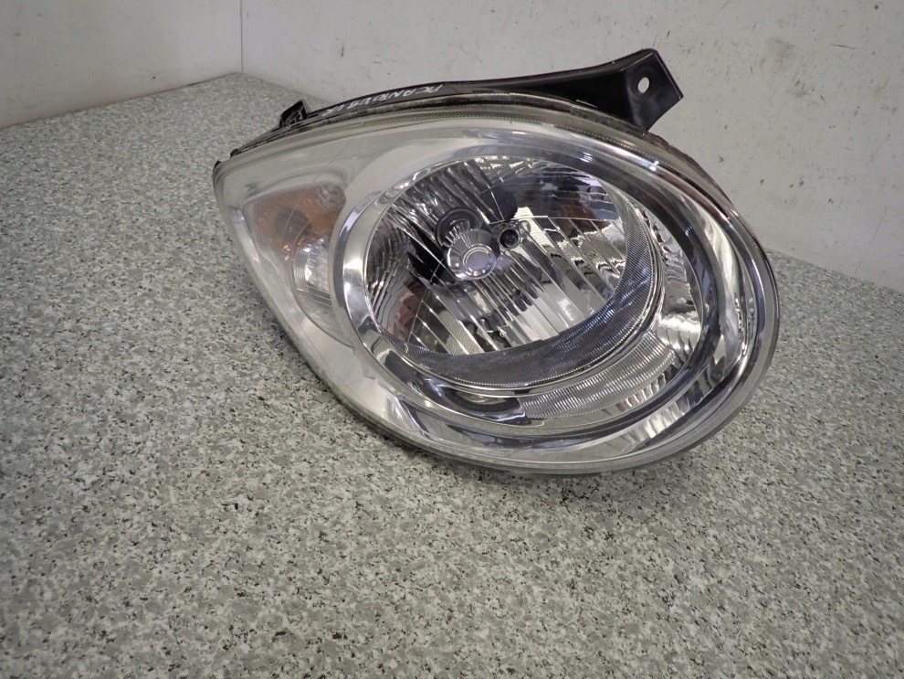 KIA PICANTO 08-10 LAMPA PRZEDNIA PRAWA REFLEKTOR EUROPA 5/11