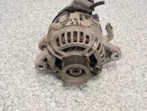 TOYOTA YARIS II 1.3 BENZ 06-09 ALTERNATOR PRZEDLIFT 2/7 MINIATURA