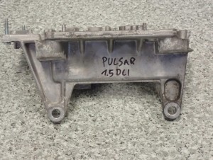 NISSAN PULSAR 1.5 DCI 14-18 ŁAPA WSPORNIK PODUSZKI SKRZYNI BIEGÓW