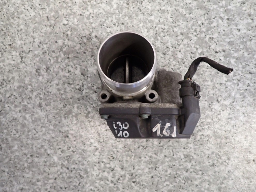 HYUNDAI i30 06-12 1.6 CRDI PRZEPUSTNICA POWIETRZA 4/6
