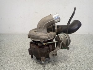 TOYOTA AVENSIS T25 2.0 D4D 02-05 TURBINA SPRĘŻARKA 4/6 MINIATURA