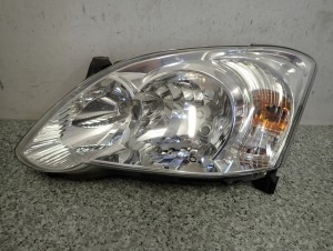 TOYOTA COROLLA E12 HB 04-07 LAMPA PRZEDNIA LEWA REFLEKTOR