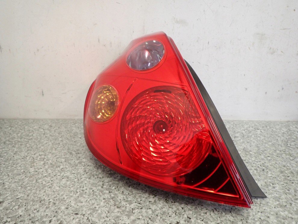 KIA CEED HATCHBACK 07-09 LAMPA TYLNA LEWA 5/7