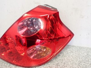 KIA CEED HATCHBACK 07-09 LAMPA TYLNA PRAWA 3/11 MINIATURA