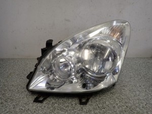 TOYOTA COROLLA VERSO 07- LAMPA PRZEDNIA LEWA REFLEKTOR LEWY